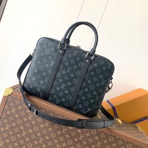 ☘️ Louis Vuitton Porte Documents Voyage PM Shoulder Crossbody Bag